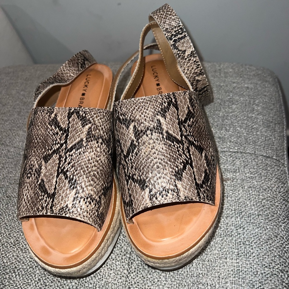 Lucky brand sandals